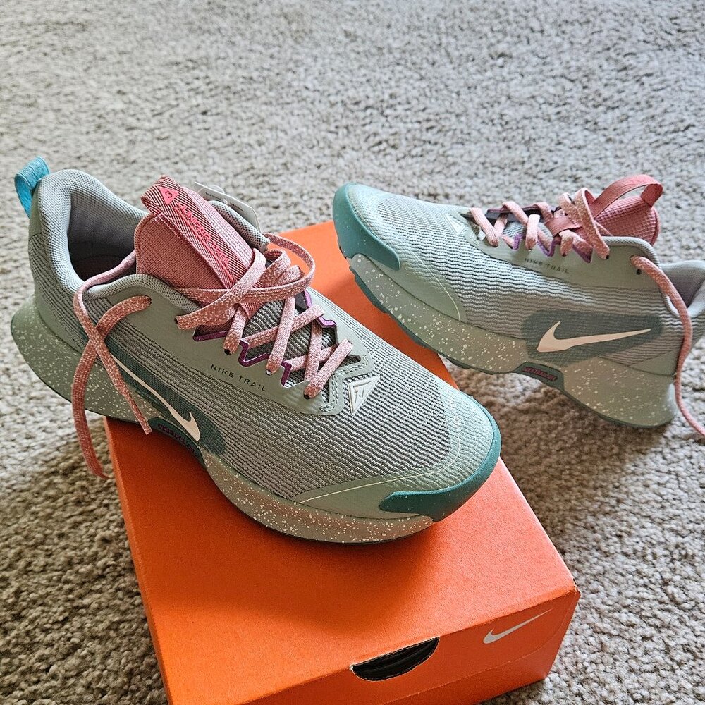 New Nike Trail ACG comfiride donkey woman's running hiking shoes size 8